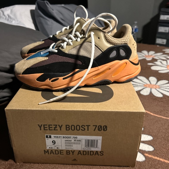 Yeezy boost 700 enflame amber main image 3